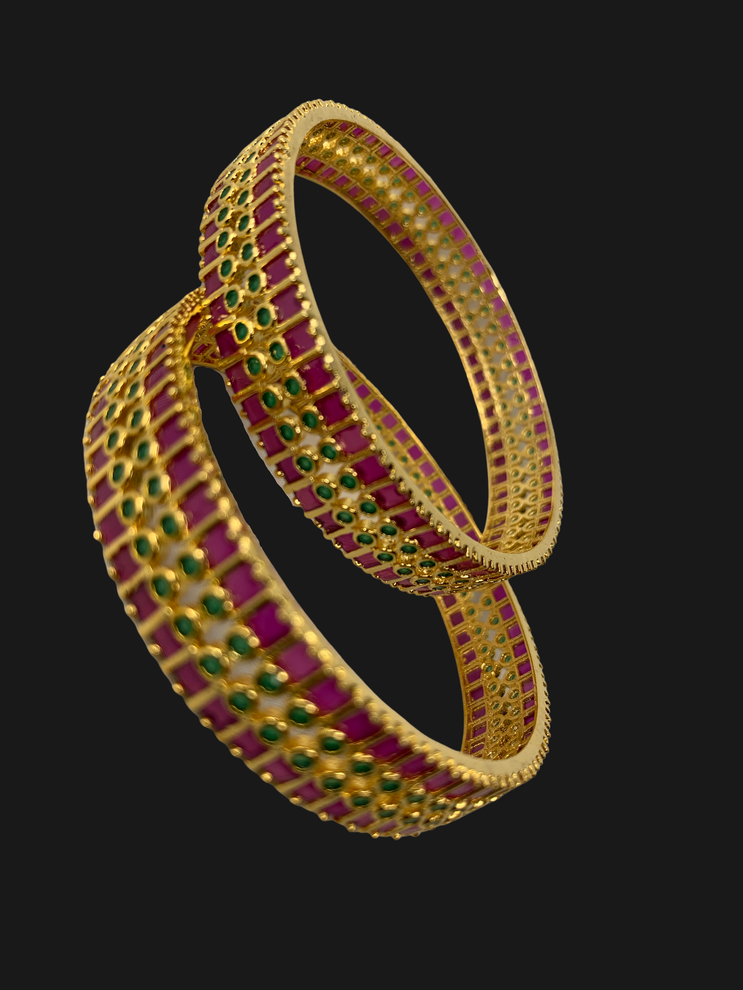 Red and Green Kempu with Gold Polish