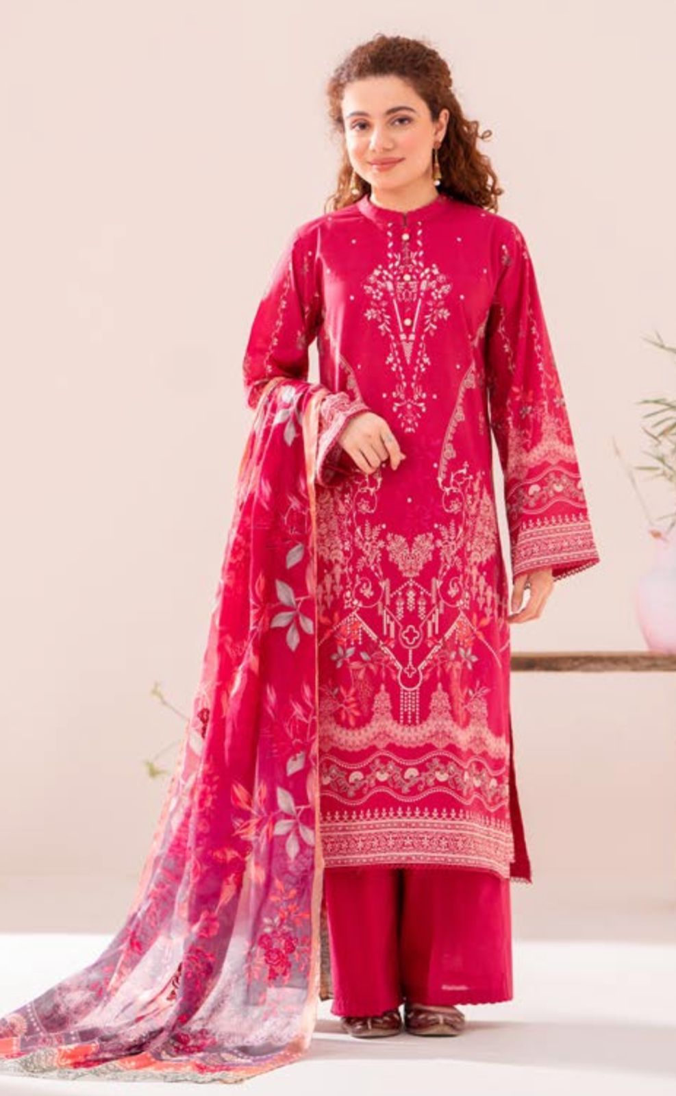 Guljee (Rang e Haya)