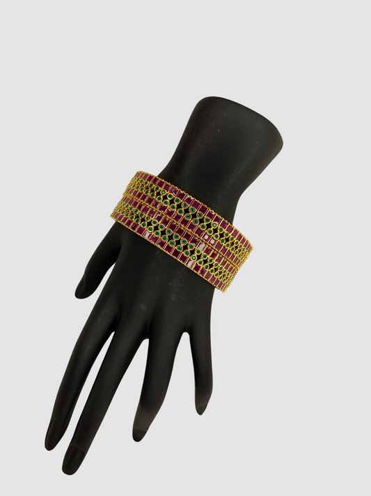 Red and Green Kempu with Gold Polish