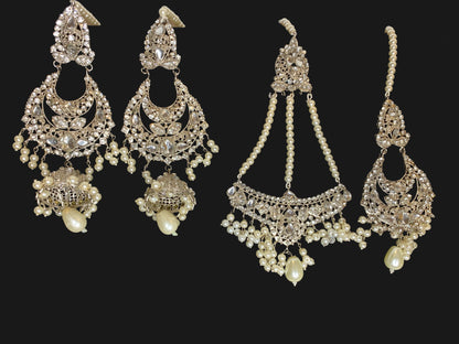 Broad Choker with Silver Polish with Tikka and Jhoomar
